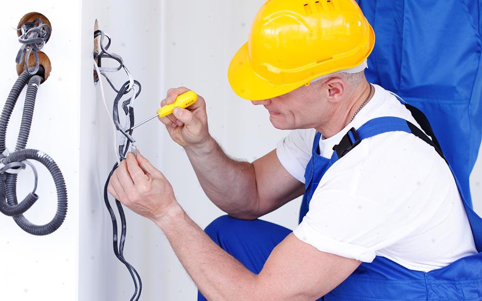 électricien maintenance Combs-la-Ville