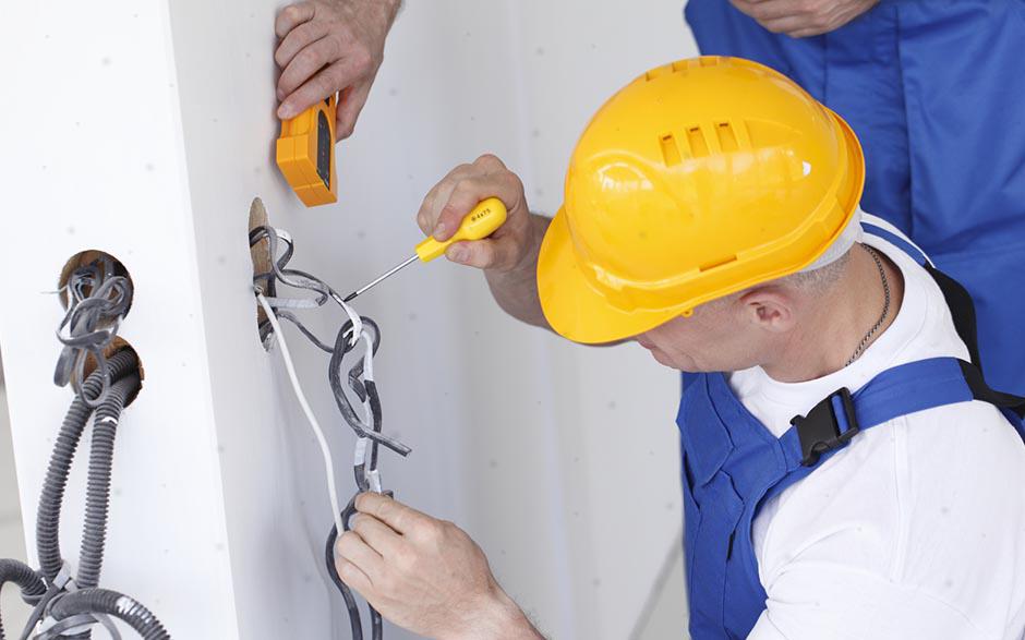 électricien maintenance Combs-la-Ville